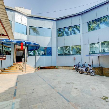 Готель Saiba Residency Pirangut Екстер'єр фото